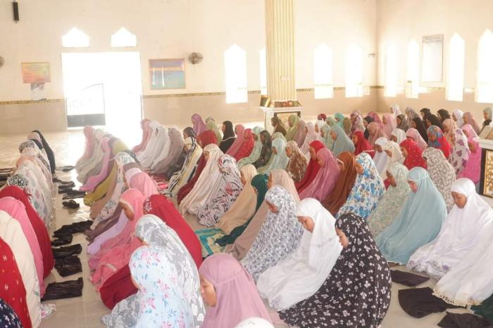 Kegiatan Rutin Sholat Dhuha, Baca Yasin Tahlil, Muhadarah, dan Membaca Sholawat Kegiatan Rutin Sholat Dhuha, Baca Yasin Tahlil, Muhadarah, dan Membaca Sholawat