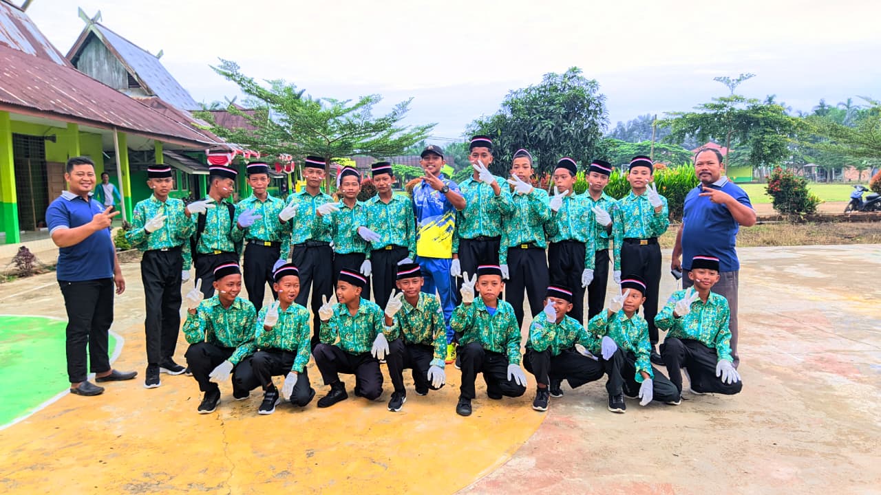 Tim LKBB Putra MTsN 2 Tanjung Jabung Timur Raih Juara 2 Tingkat SLTP pada Lomba LKBB HUT RI ke-80 di Kecamatan Rantau Rasau