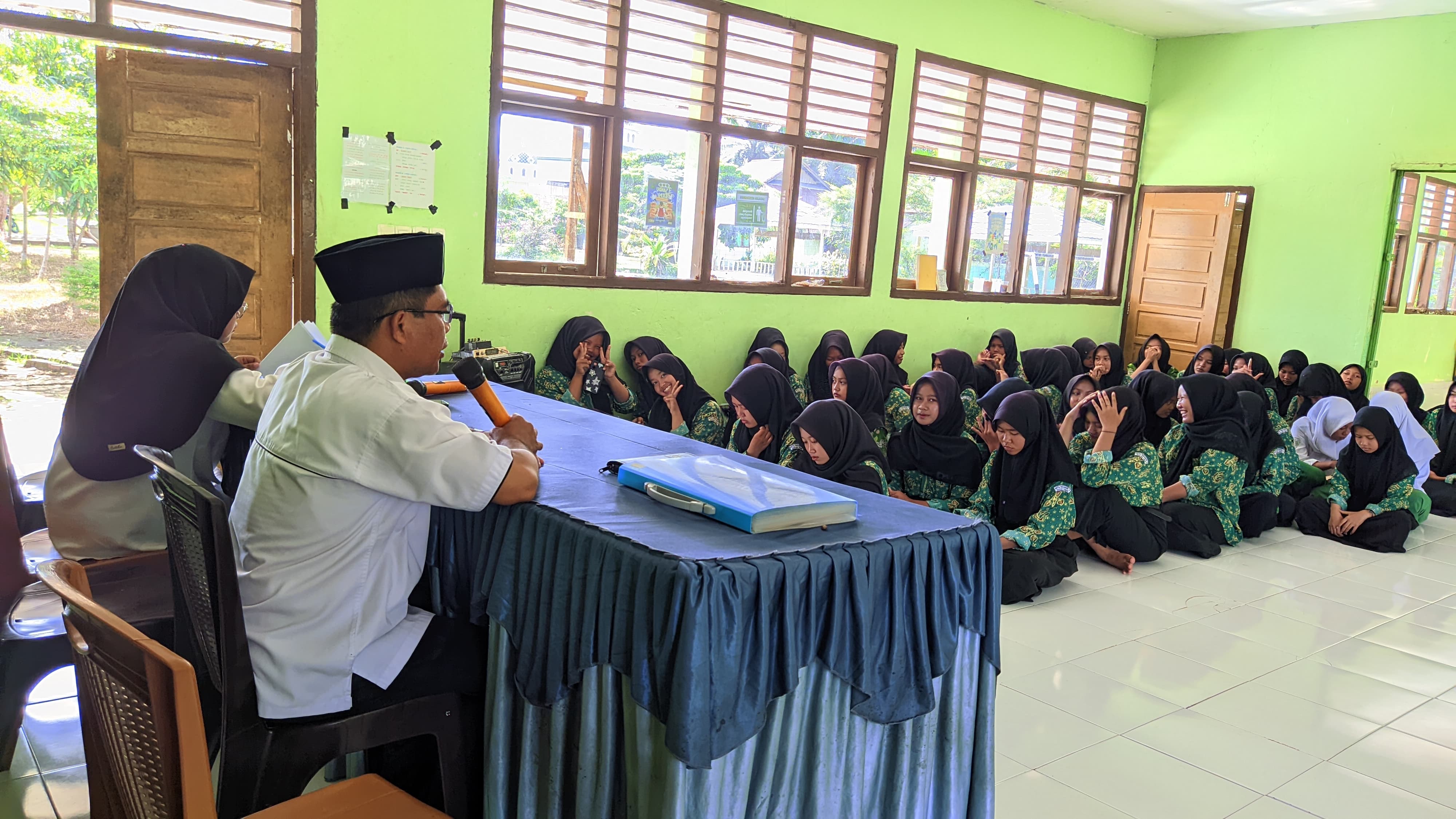 Dari Madrasah Menuju Impian: Pengarahan dan Pendataan Siswa Kelas IX