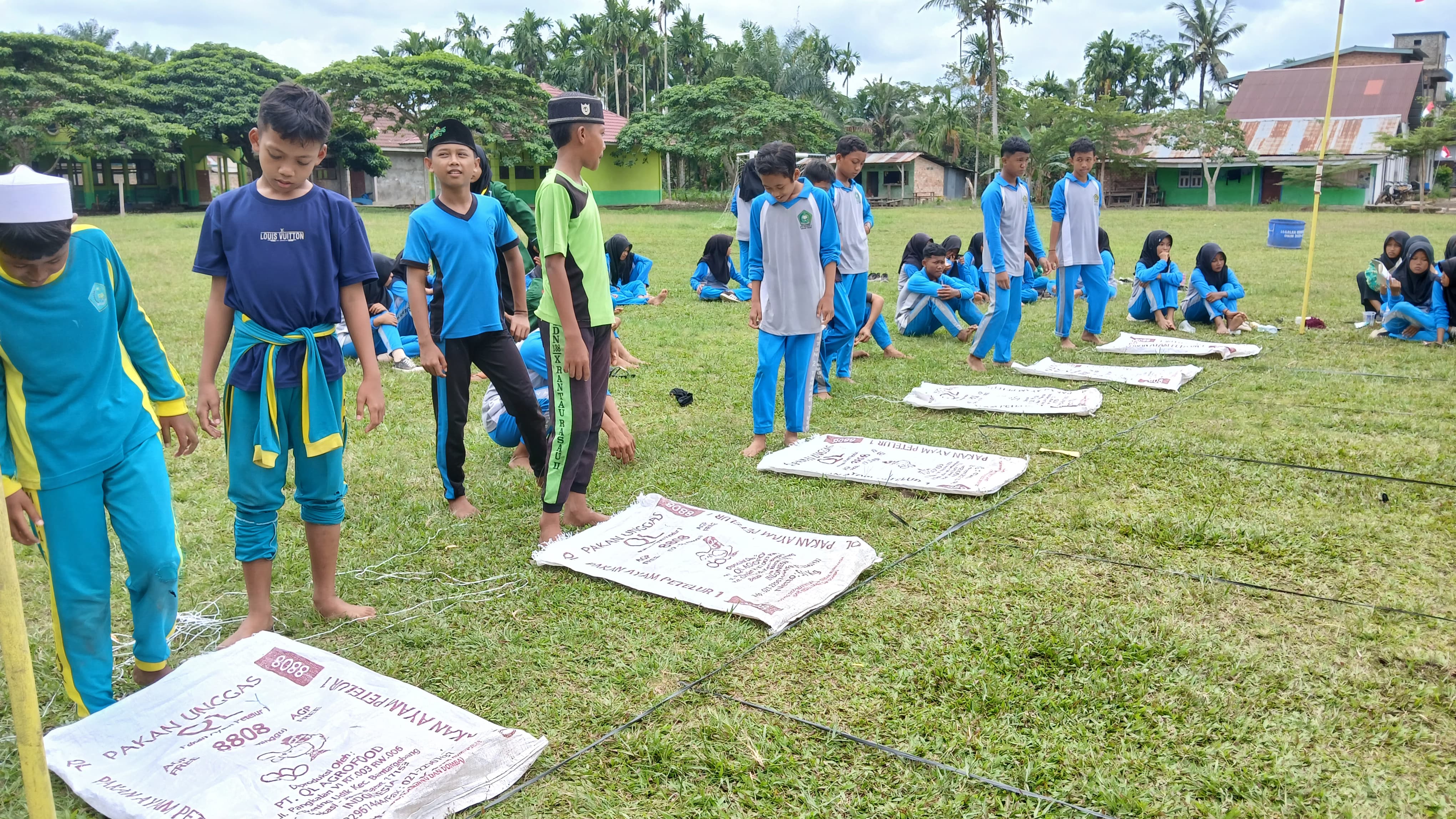 Semarak HUT RI ke-80 di MTsN 2 Tanjung Jabung Timur