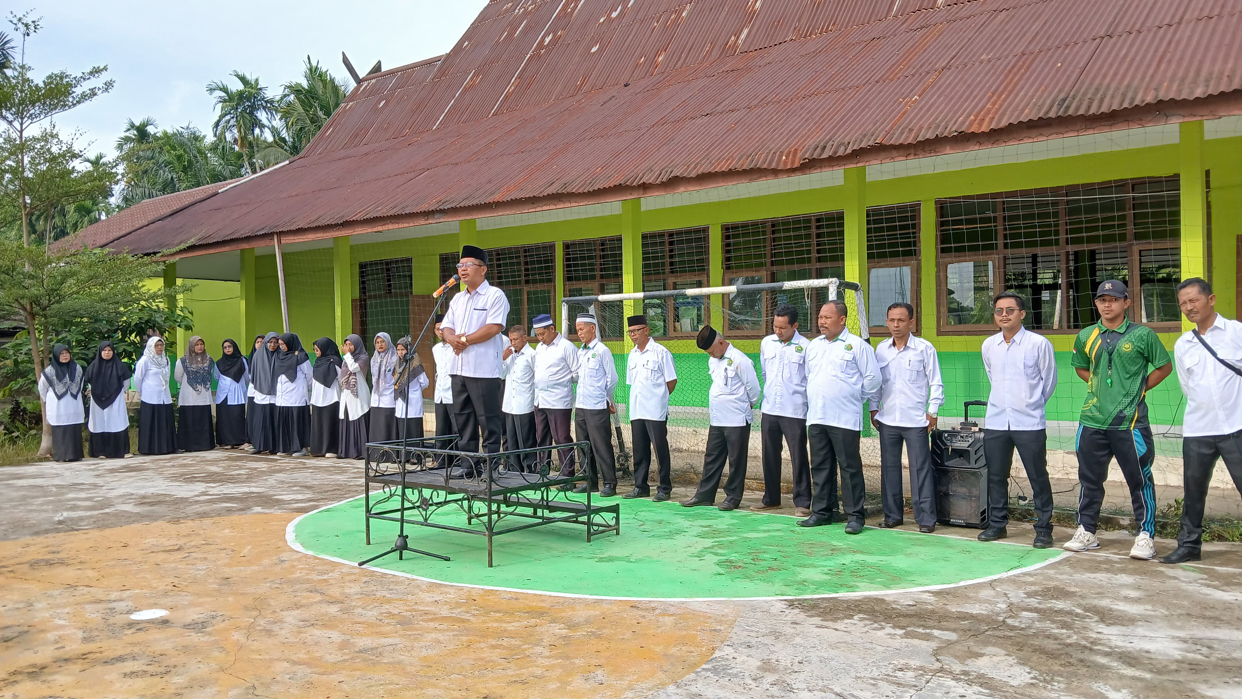 HARI PERTAMA MATSAMA 2025: SISWA BARU ANTUSIAS IKUTI RANGKAIAN KEGIATAN DENGAN SEMANGAT HARI PERTAMA MATSAMA 2025: SISWA BARU ANTUSIAS IKUTI RANGKAIAN KEGIATAN DENGAN SEMANGAT