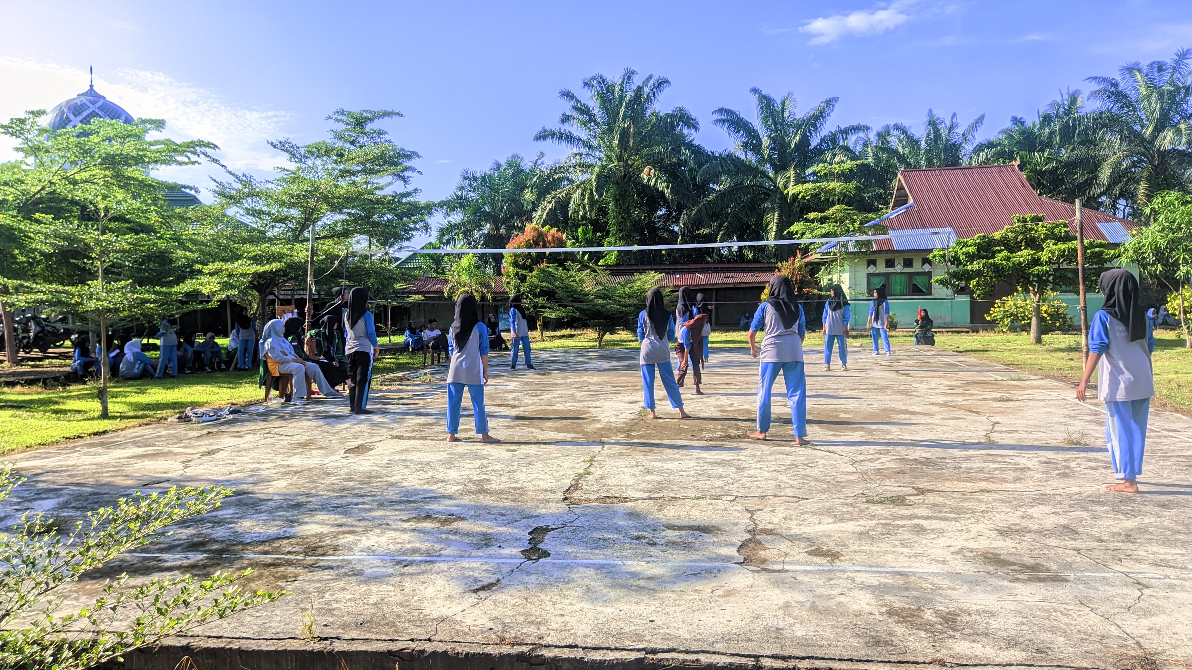 Semarak Hari Pertama Class Meeting: Futsal Putra dan Voli Putri Buka Persaingan Sengit