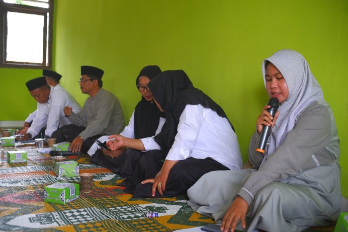 Yasinan Rutin KKM Madu Jaya di MTsN 2 Tanjung Jabung Timur: Wujud Kebersamaan dan Doa untuk Keberkahan