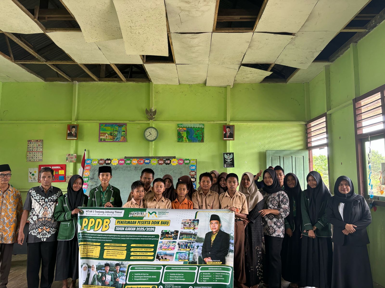 Sosialisasi PPDB 2025 MTsN 2 Tanjung Jabung Timur di SDN 74 Bangun Karya Berjalan Sukses Sosialisasi PPDB 2025 MTsN 2 Tanjung Jabung Timur di SDN 74 Bangun Karya Berjalan Sukses